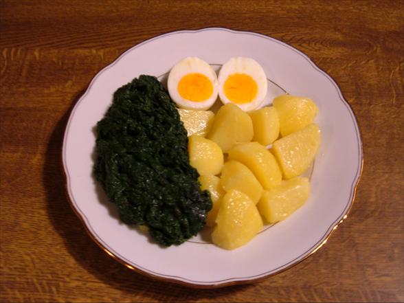 brennnessel mit kartoffel und ei