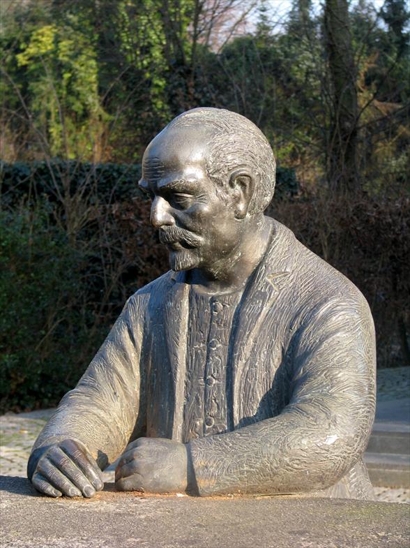 denkmal 8